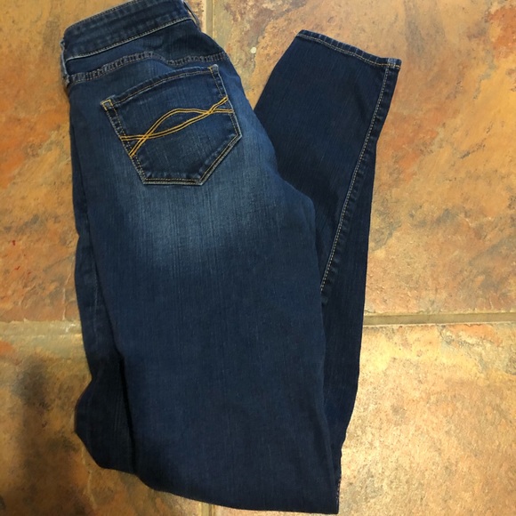 Abercrombie & Fitch Jeans - Picture 2 of 7